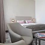 Kaiserhof מלון 3*