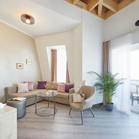 Kaiserhof 3*